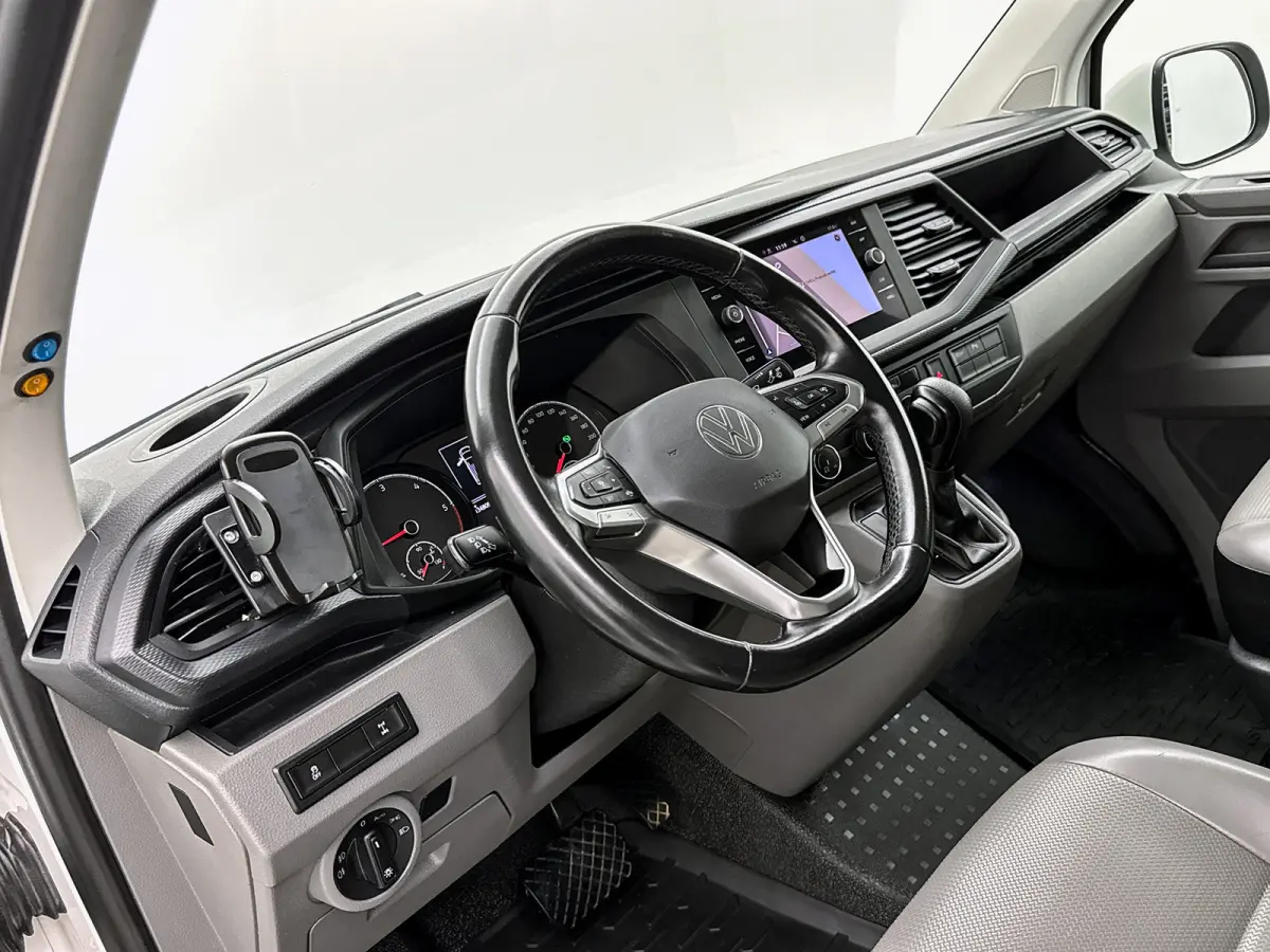 2.0 TDI L1H1 28 4Motion Inrichting Led Navigatie Adaptieve cruisecontrol Schuifdeur L+R Leder Stoelverwarming