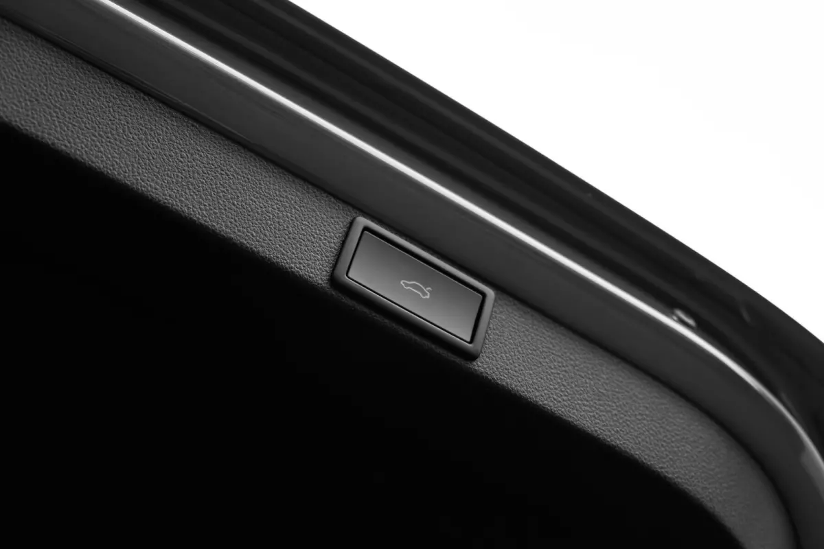 Business Edition | Black Pack l Canton Sound l Uniek Black Style! l Elekt. Stoelen l Elektr. Achterklep l