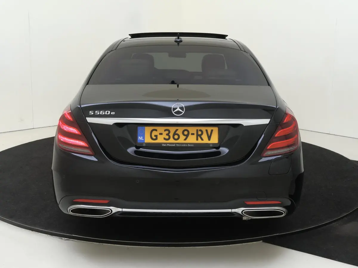 560 e Lang Premium Plus /Panoramadak /Chauffeur pakket /Massage stoelen /Burmester /360 Camera