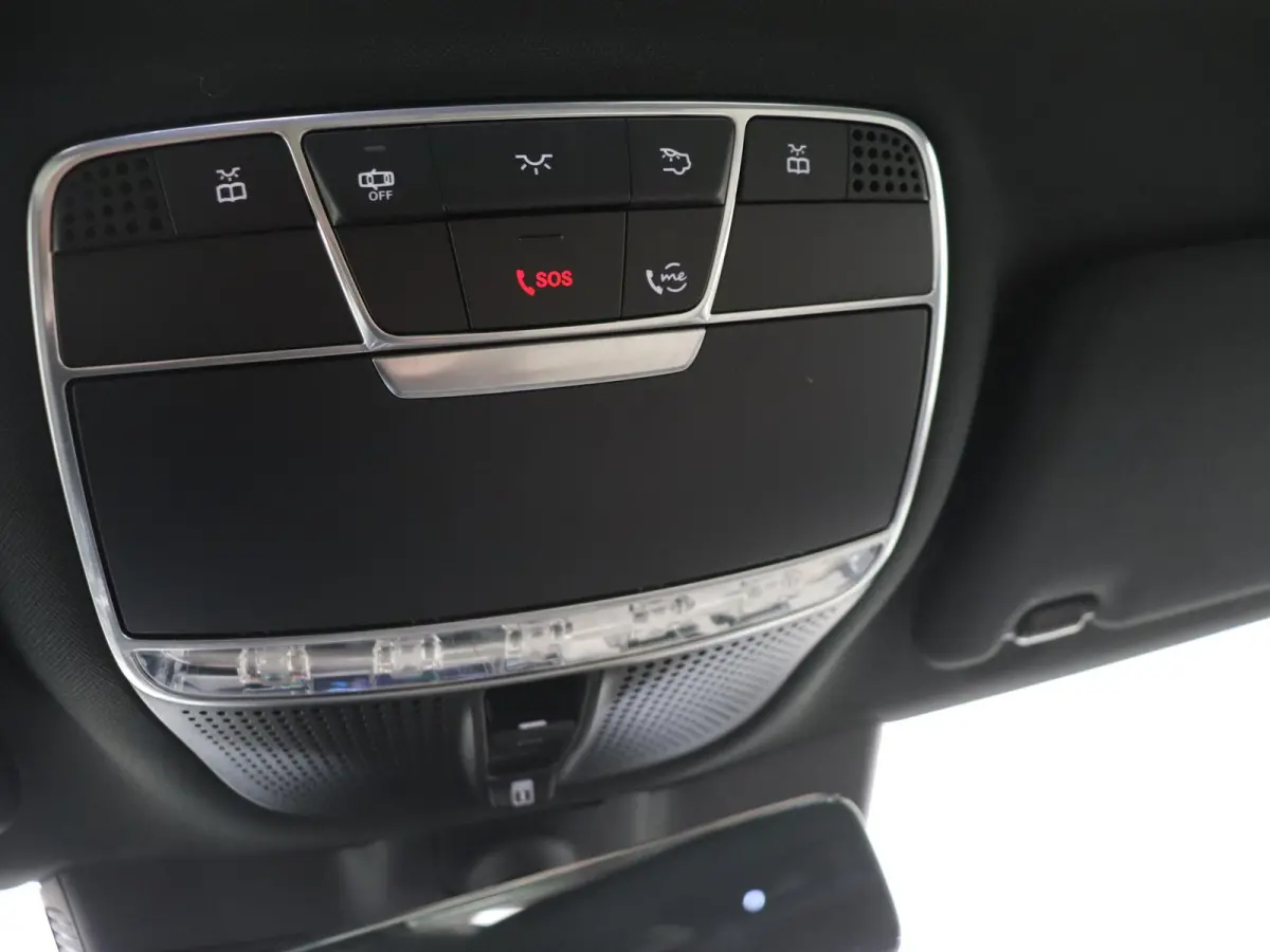 560 e Lang Premium Plus /Panoramadak /Chauffeur pakket /Massage stoelen /Burmester /360 Camera