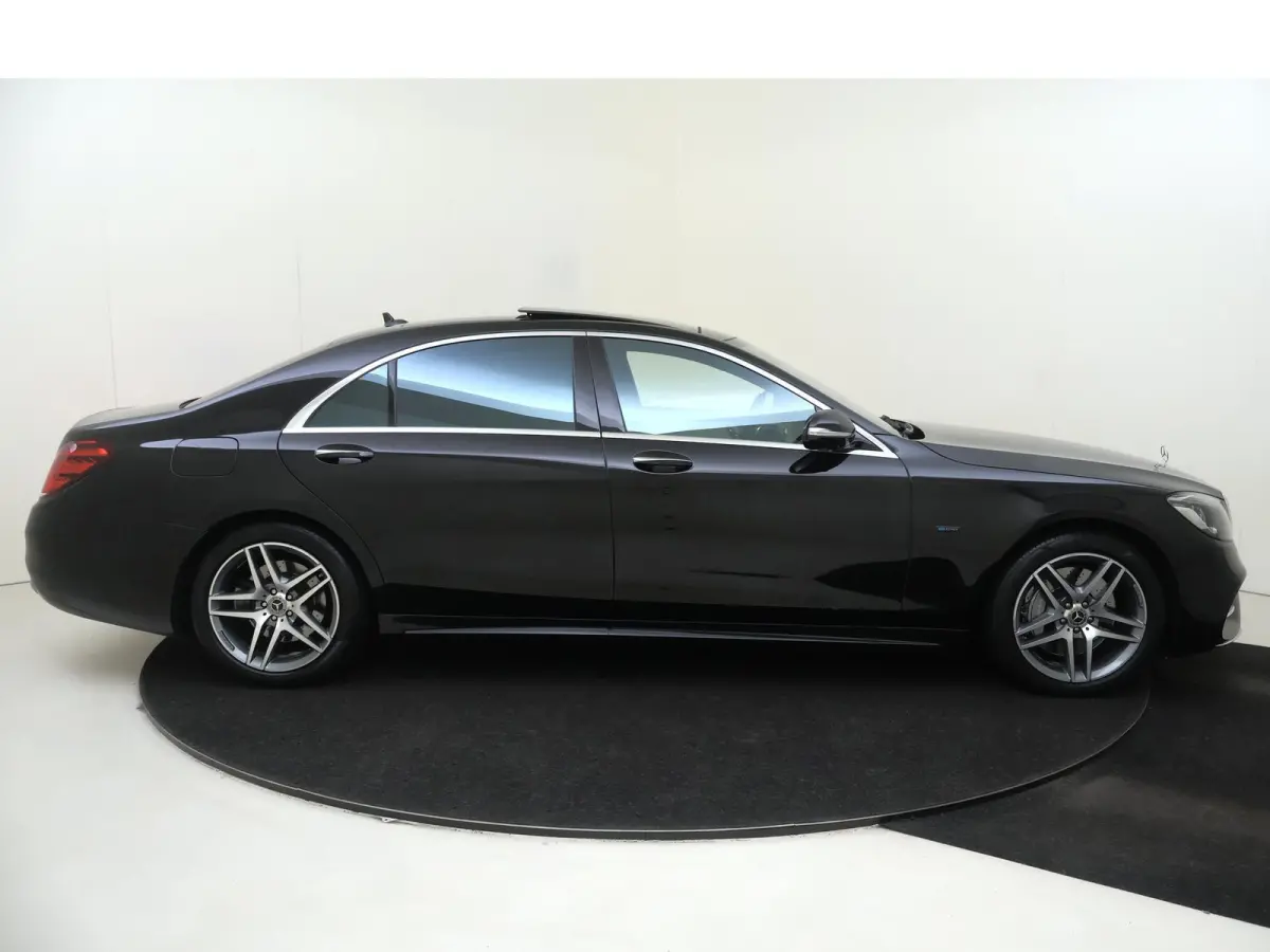 560 e Lang Premium Plus /Panoramadak /Chauffeur pakket /Massage stoelen /Burmester /360 Camera