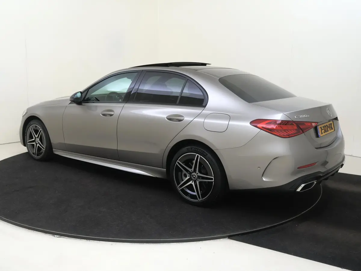 300 e AMG Line /Panoramadak /Nightpakket /Winterpakket /Sfeerverlichting