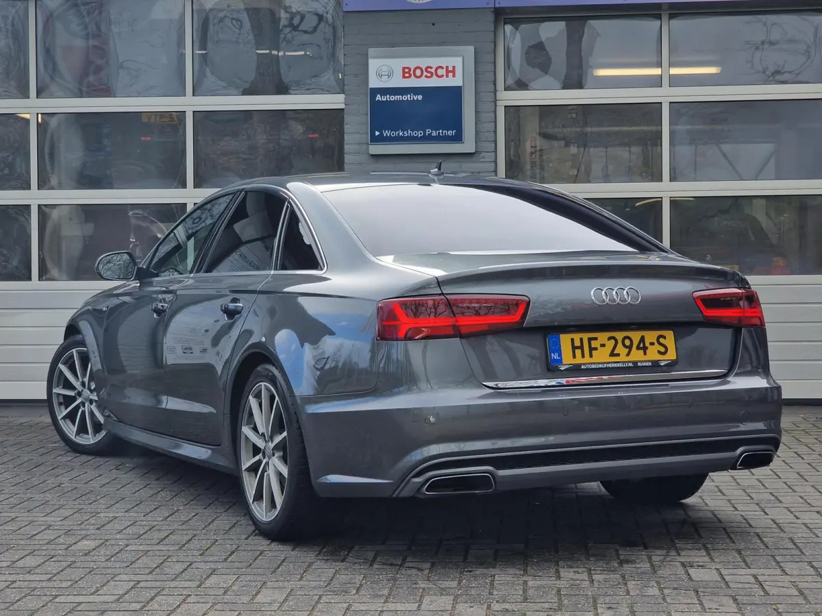 1.8 TFSI ultra Sport Edition|automaat|S-line|Led|Trekhaak|nl-auto|