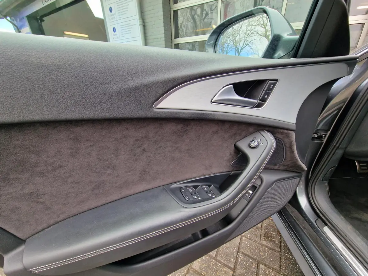 1.8 TFSI ultra Sport Edition|automaat|S-line|Led|Trekhaak|nl-auto|