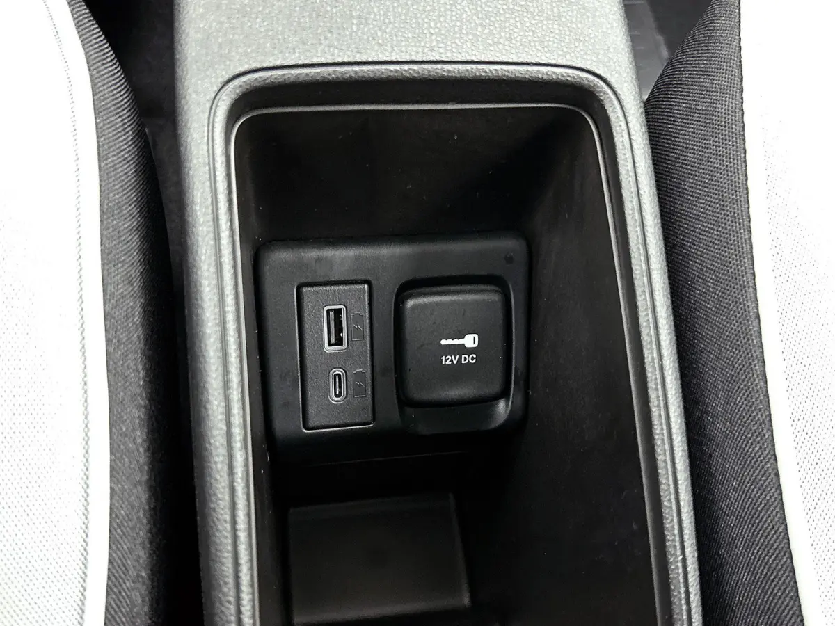 1.0 Hybrid Torino Launch Edition