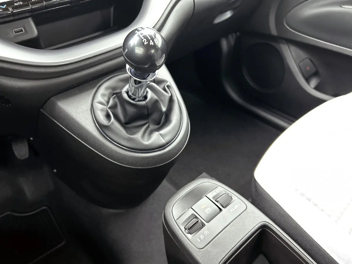 1.0 Hybrid Torino Launch Edition