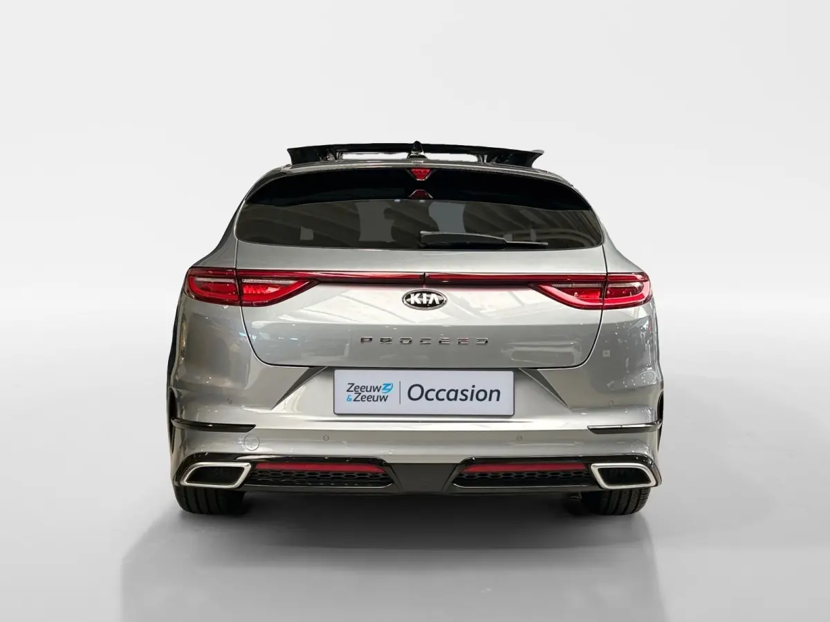 1.0 T-GDI GT-Line | Elektrisch Glazen Schuif / Kanteldak | Apple Carplay / Android Auto | Navigatiesysteem | Stoel + Stuurverwarming | Licht + Regensensor | Parkeersensoren + Camera Achter |