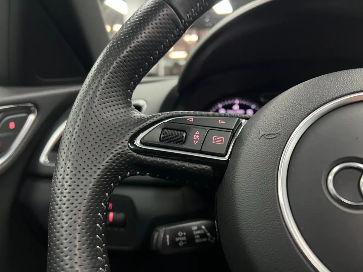 1.4 TFSI S-LINE | Leer| Cruise |Camera| Led | Pano |