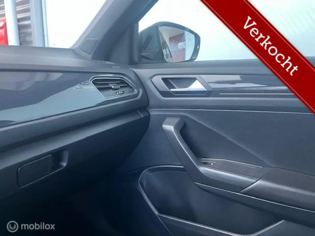1.5 TSI R-LINE VIRTUAL
