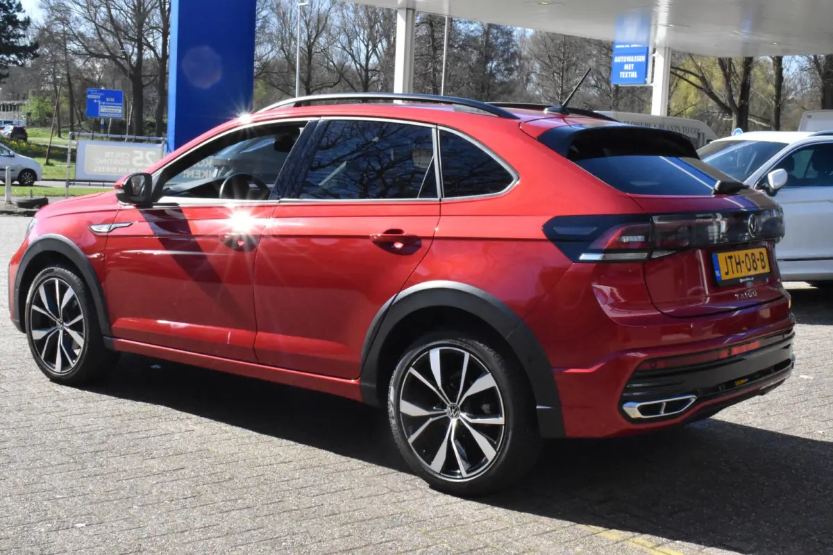 1.0 TSI R-Line Business Automaat | 3X R-Line | IQ-Light | Trekhaak | BSM | Navi | Digitaal Dash | Stoelverwarming | 12 mnd BOVAG garantie | Whatsapp 06-53188999