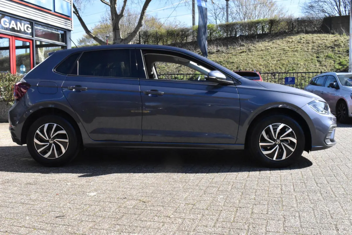 1.0 TSI Life Edition | NL-Auto | Digitaal Dashboard | Camera | Carplay Navi | 12 mnd BOVAG garantie | Whatsapp 06-53188999