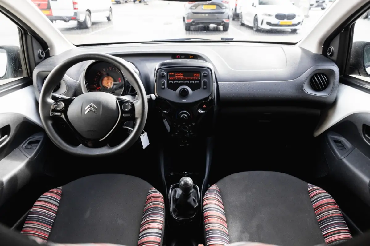 1.0 VTi Feel | Cruise | DAB | Start-Stop
