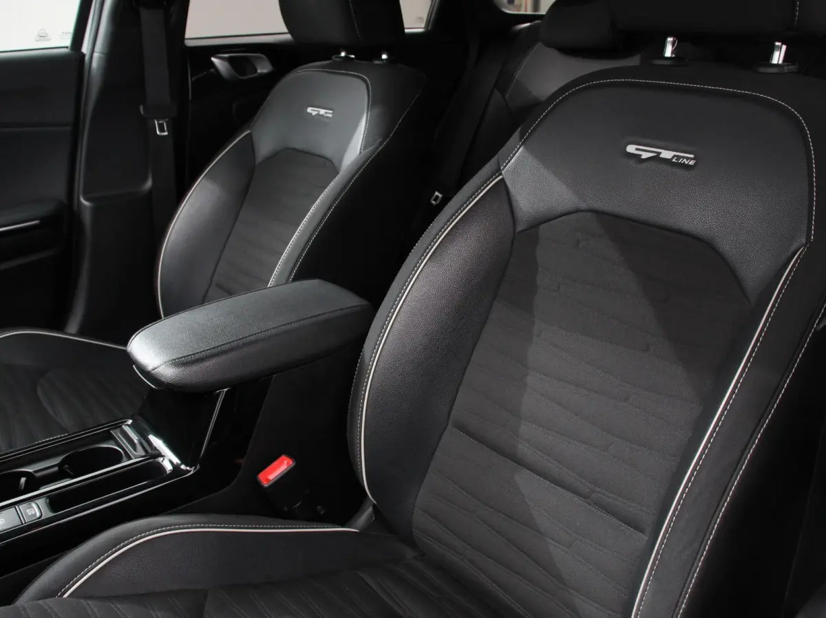 1.5 T-GDi Automaat HEV GT-Line Climate control  Cruise control adaptive  Camera  Parkeersensoren achter  Stuur verwarming  Voorstoelen verwarmd  Navigatie  Apple Carplay/ Android Auto