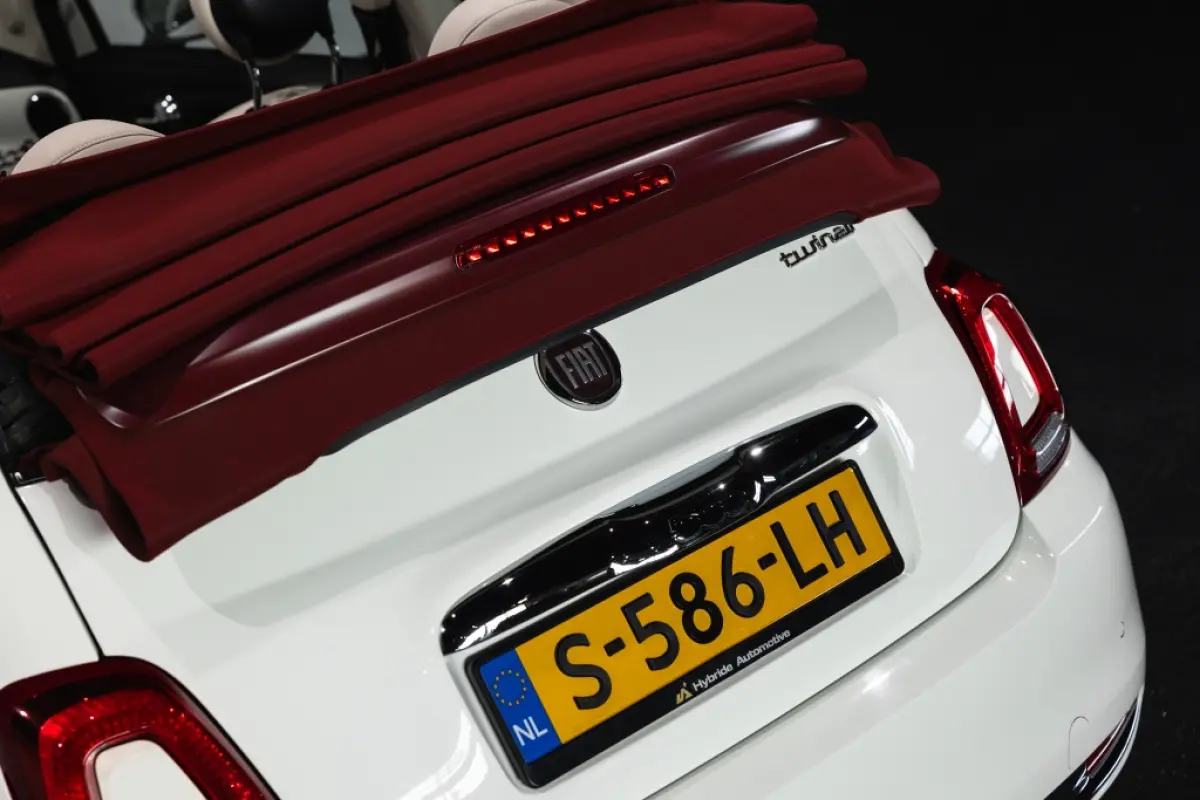 0.9 TwinAir T Lounge | CarPlay | Climate Control |