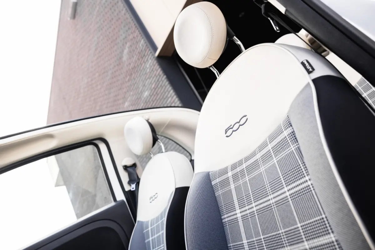 0.9 TwinAir T Lounge | CarPlay | Climate Control |