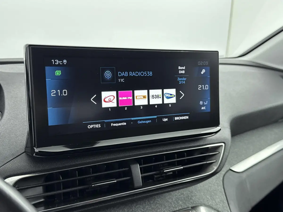 SUV 130pk Automaat Allure Pack | Navigatie | Camera | CarPlay | Elektrische Achterklep