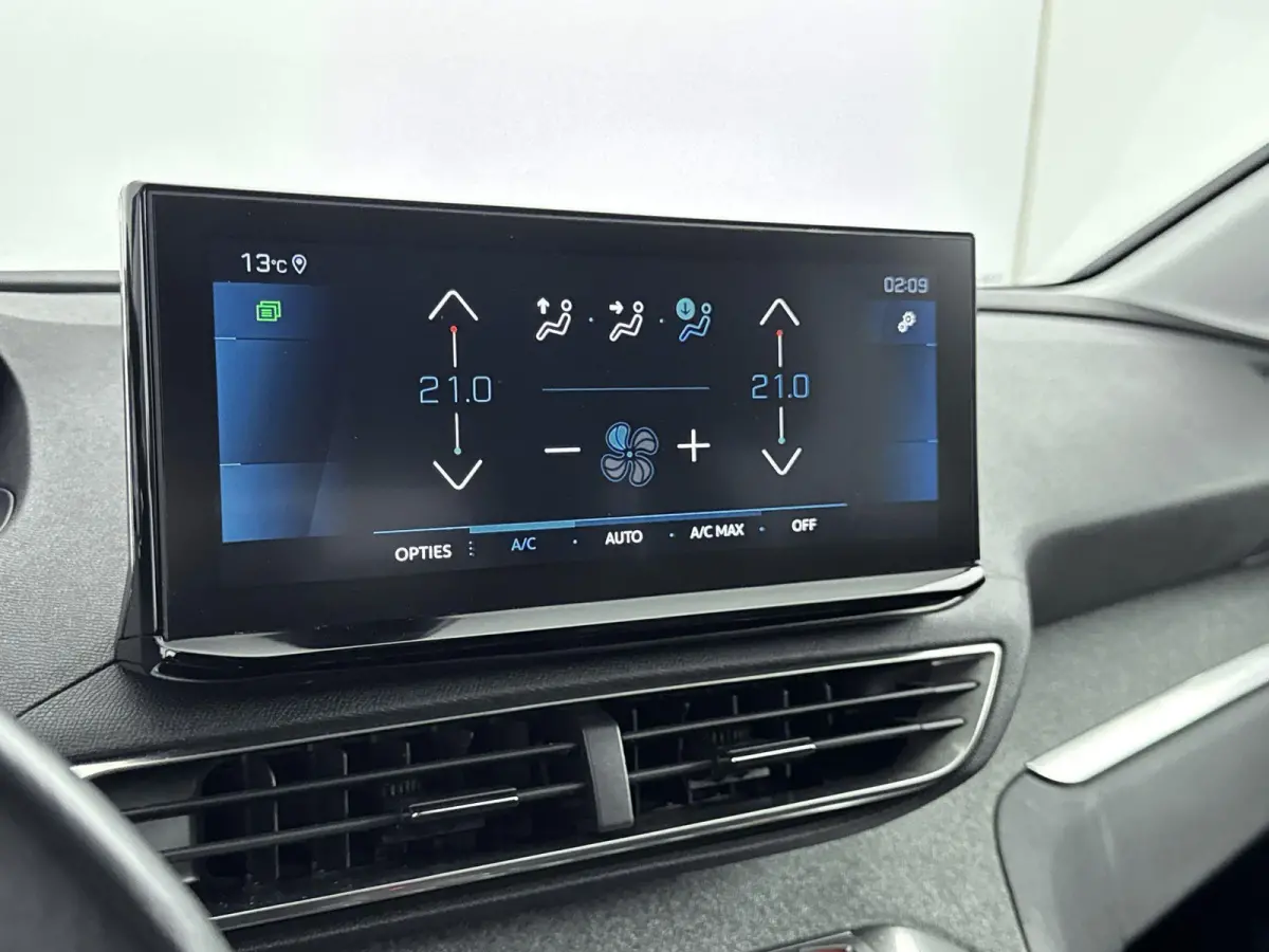 SUV 130pk Automaat Allure Pack | Navigatie | Camera | CarPlay | Elektrische Achterklep