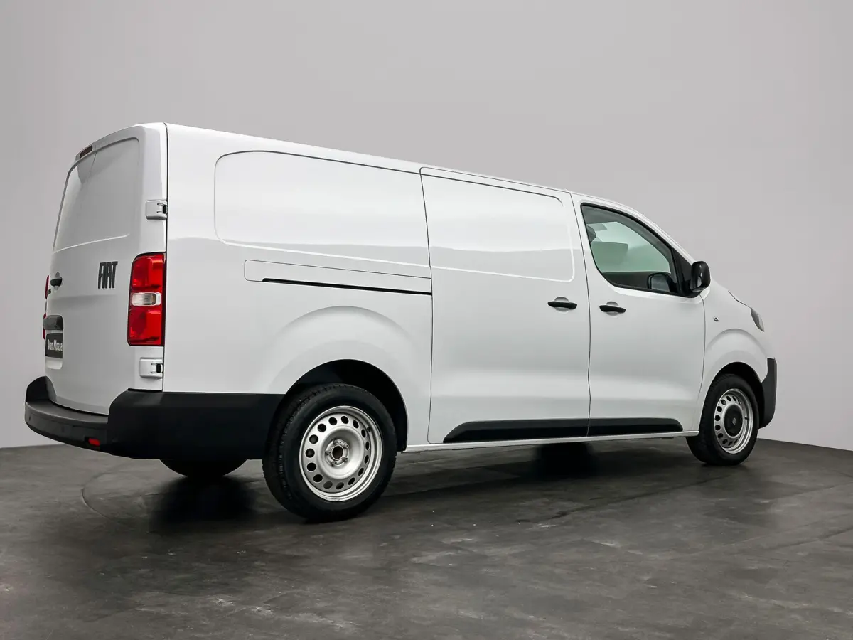 2.0 Diesel 145 L3 145 PK | Navi | 3 Zits | Achter Deuren | Betimmering | BPM vrij