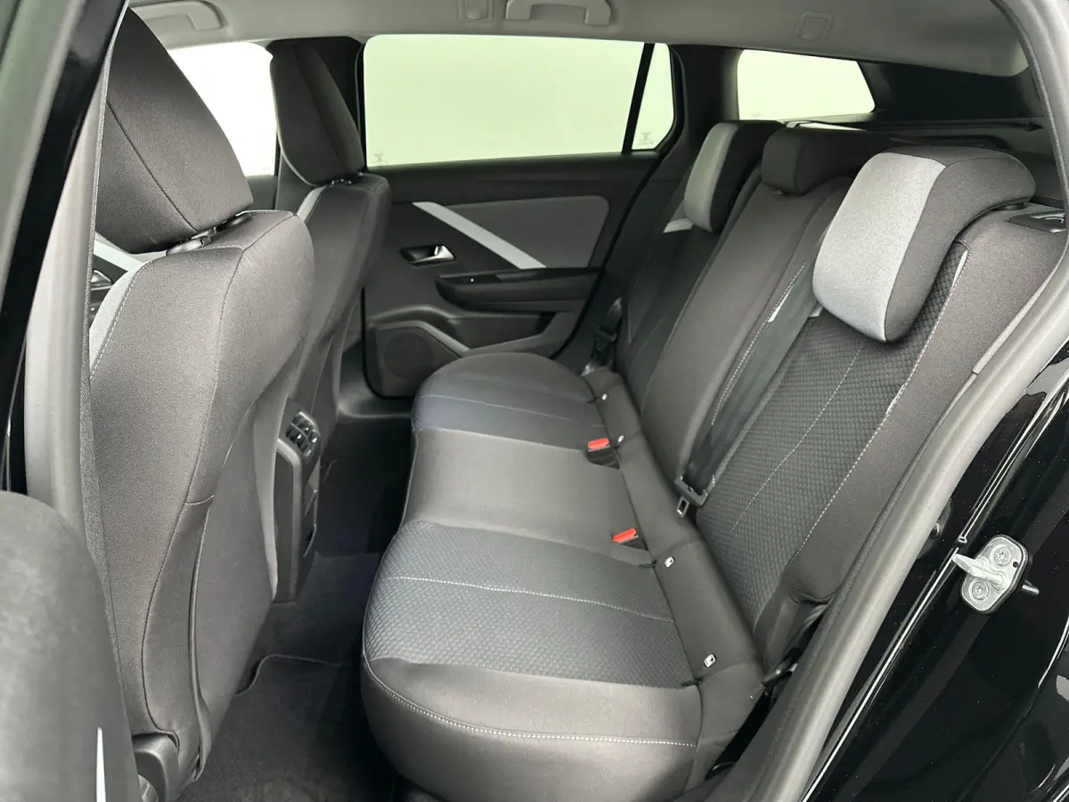 1.2 Edition | DEMONSTRATIEMODEL | Camera | Sensoren | Apple Carplay/Android Auto | keyless start |