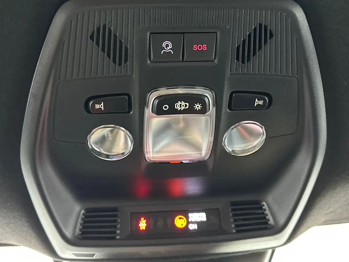 La Prima 7.4 kW 44 kWh | DEMONSTRATIEMODEL | Applecarplay&Androidauto| Stoel&Stuurverwarming | Camera | 8 JAAR GARANTIE!