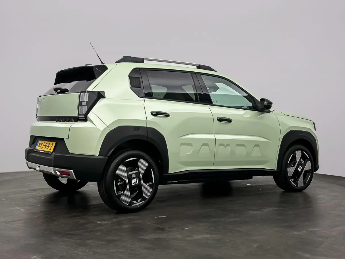 La Prima 7.4 kW 44 kWh | DEMONSTRATIEMODEL | Applecarplay&Androidauto| Stoel&Stuurverwarming | Camera | 8 JAAR GARANTIE!