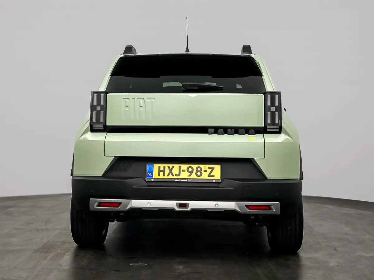 La Prima 7.4 kW 44 kWh | DEMONSTRATIEMODEL | Applecarplay&Androidauto| Stoel&Stuurverwarming | Camera | 8 JAAR GARANTIE!