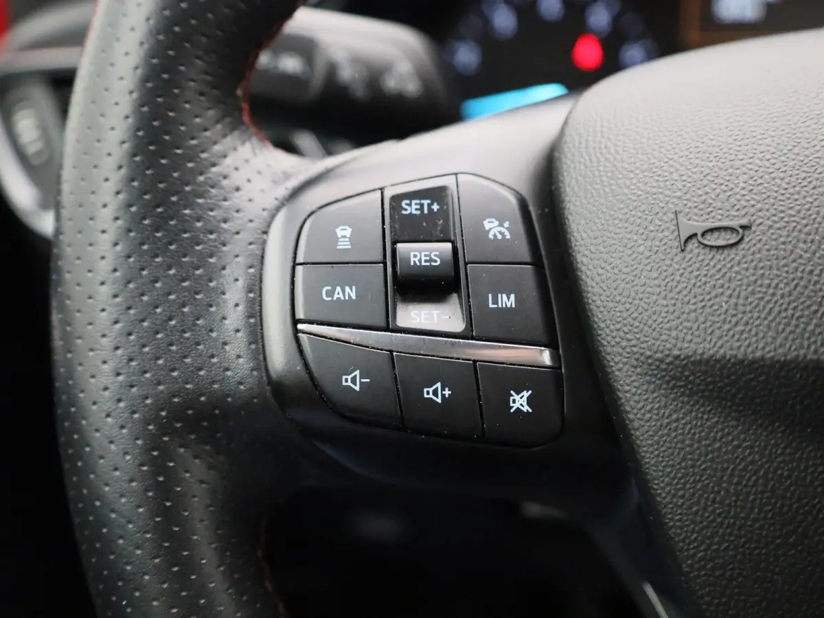 1.0 EcoBoost ST-Line | Navi | Airco | Cruise Control Adaptief | Camera + PDC | LMV | DAB |
