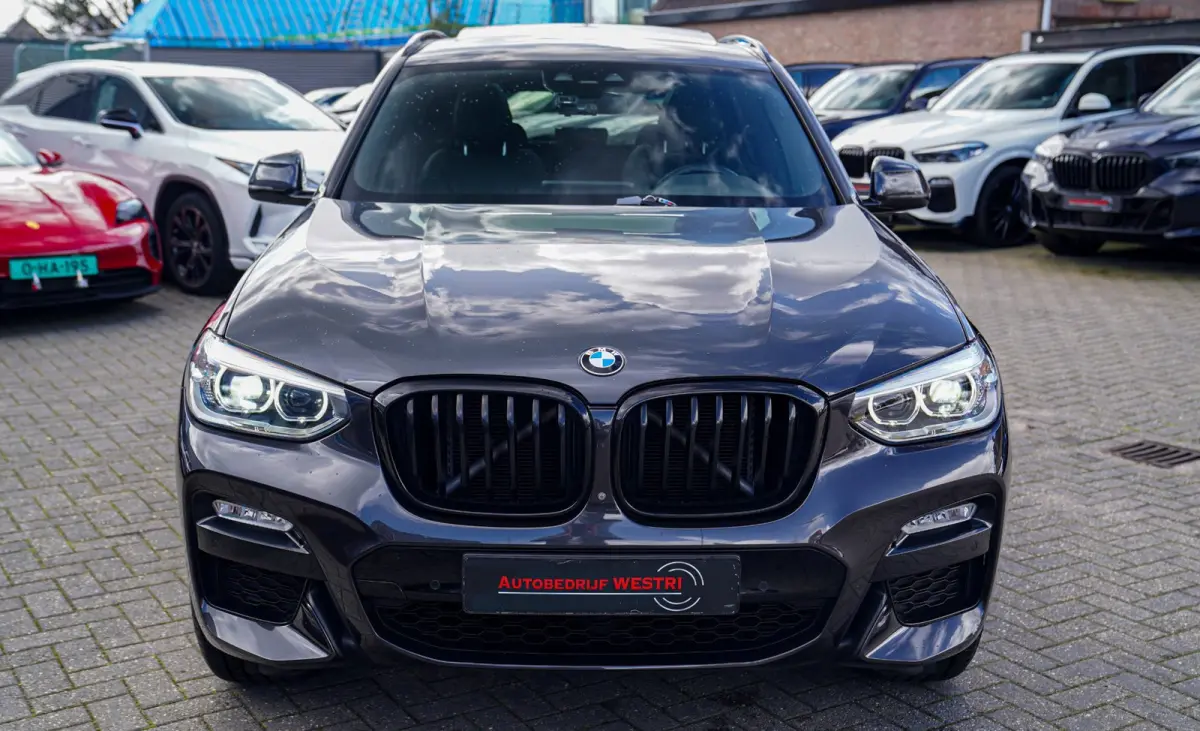 XDrive20i High Executive | M-pakket | BTW incl. | Panorama | Trekhaak | Harman Kardon | Facelift | 360cam | Stoelverwarming