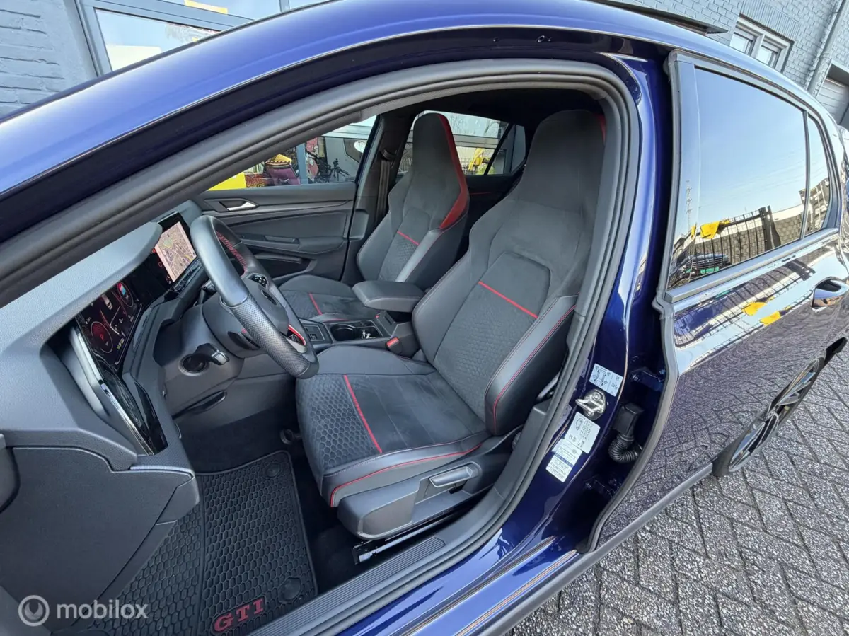 8 2.0 TSI GTI DSG Clubsport 300 PK Navi Pano