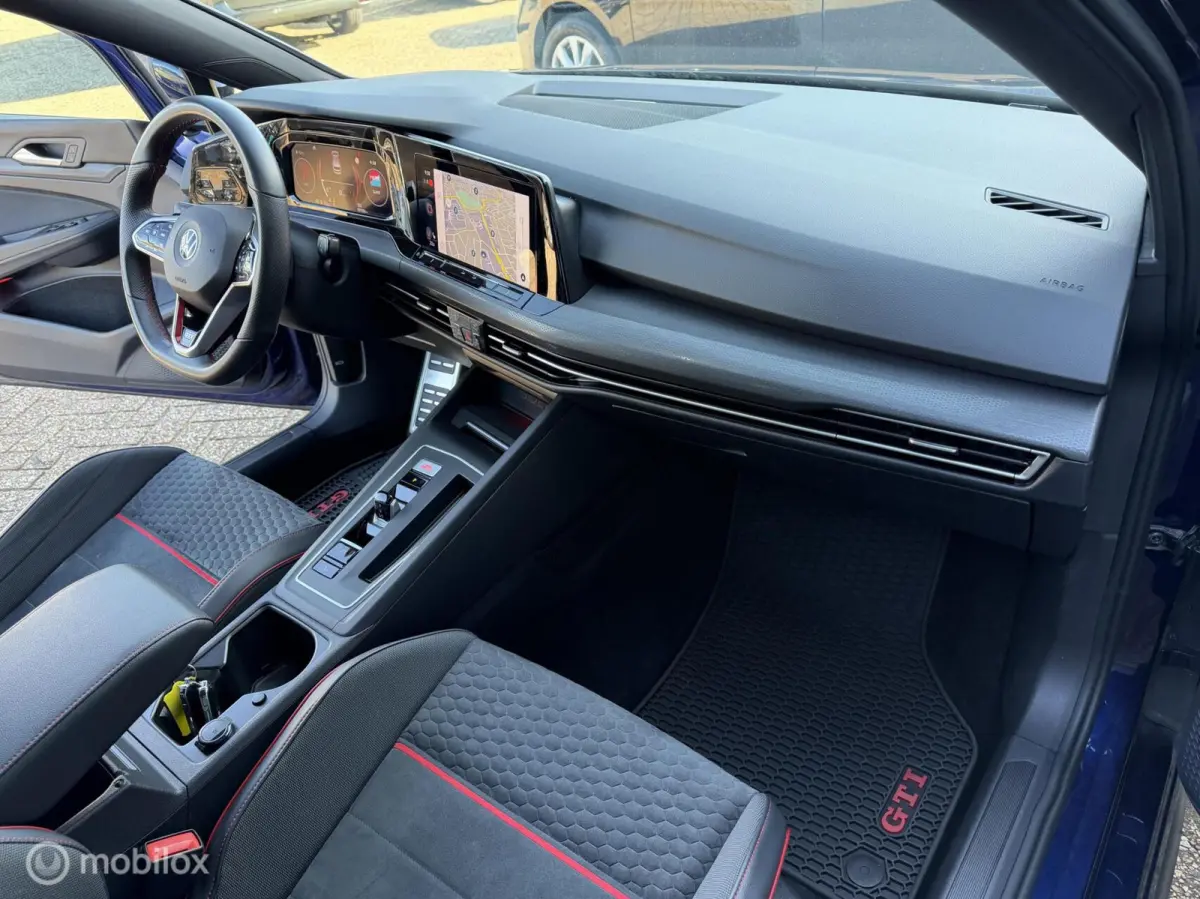 8 2.0 TSI GTI DSG Clubsport 300 PK Navi Pano