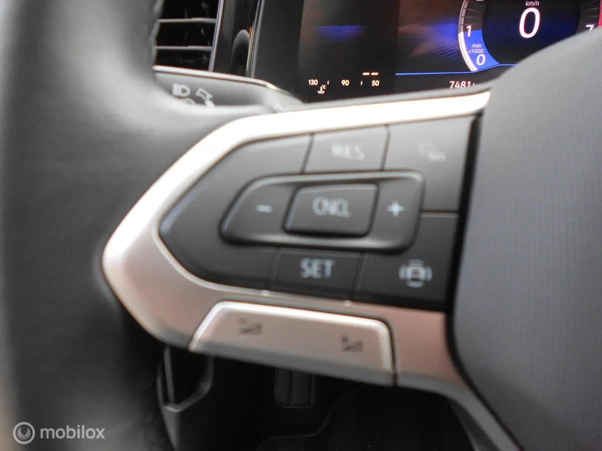 1.0 TSI Life Edition Camera Apple Car Play