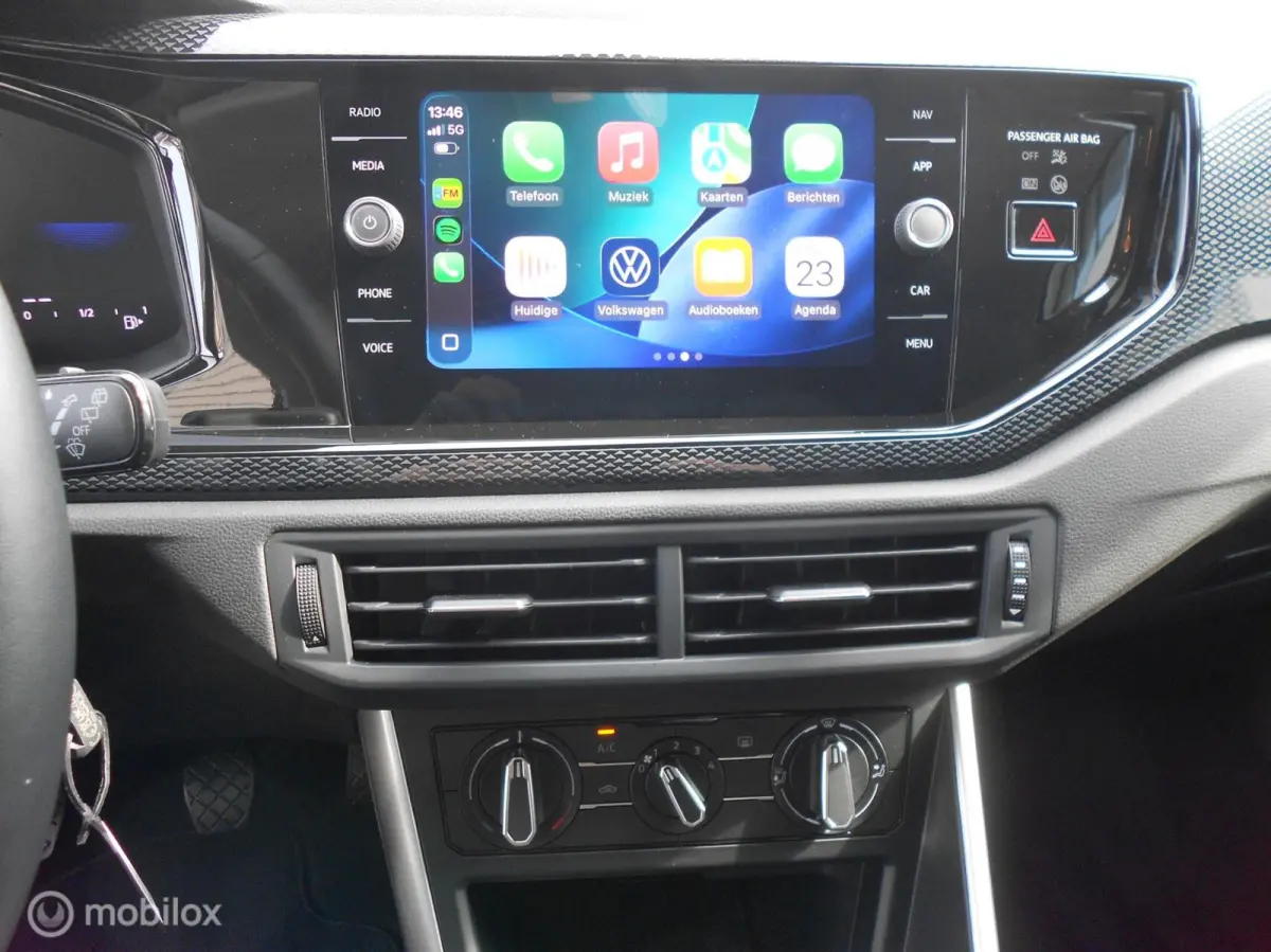 1.0 TSI Life Edition Camera Apple Car Play