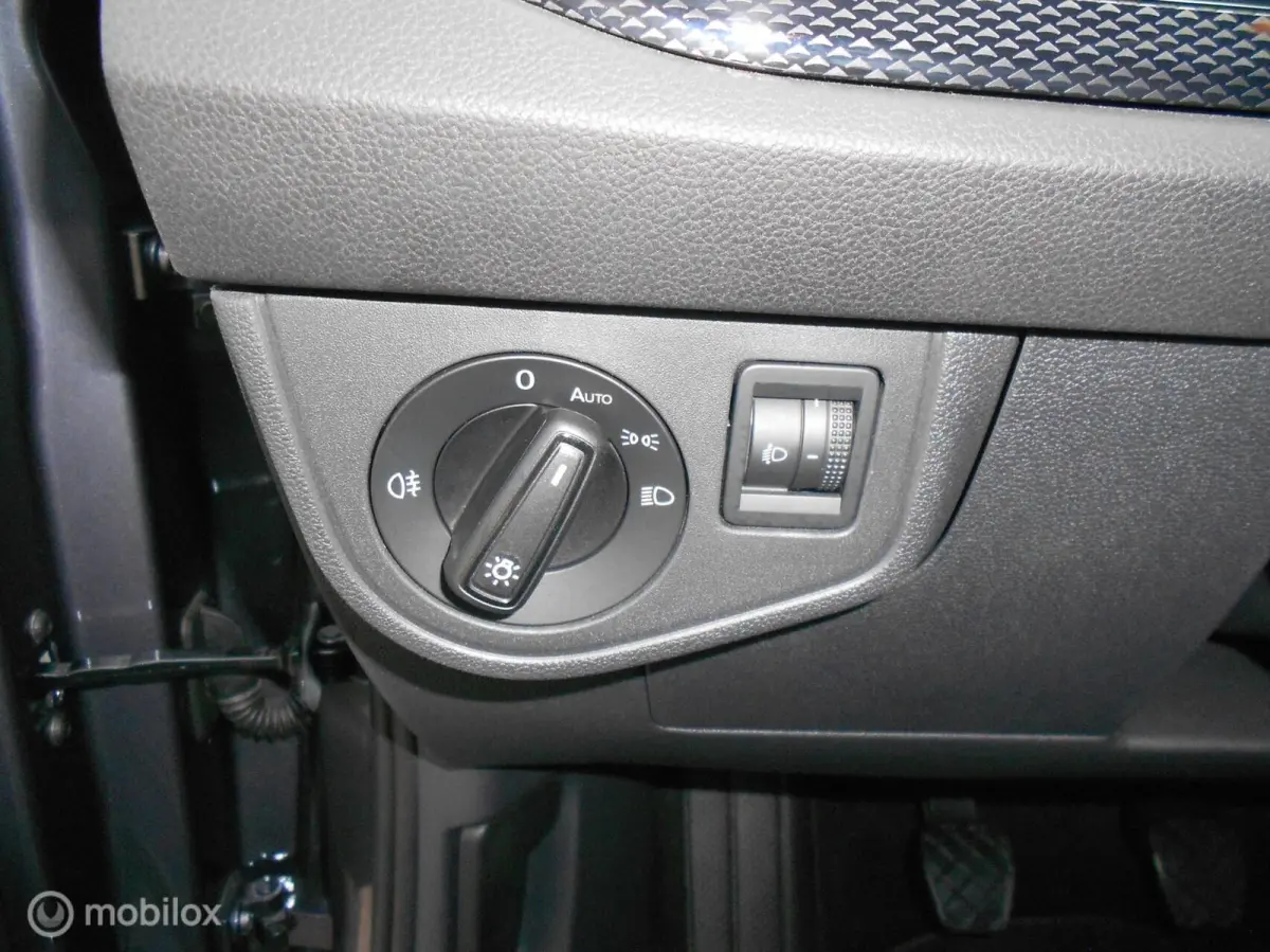 1.0 TSI Life Edition Camera Apple Car Play