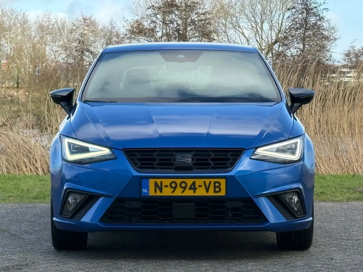1.0 EcoTSI FR Business Intense - Saphire Blue - Carplay/Camera/Virtual