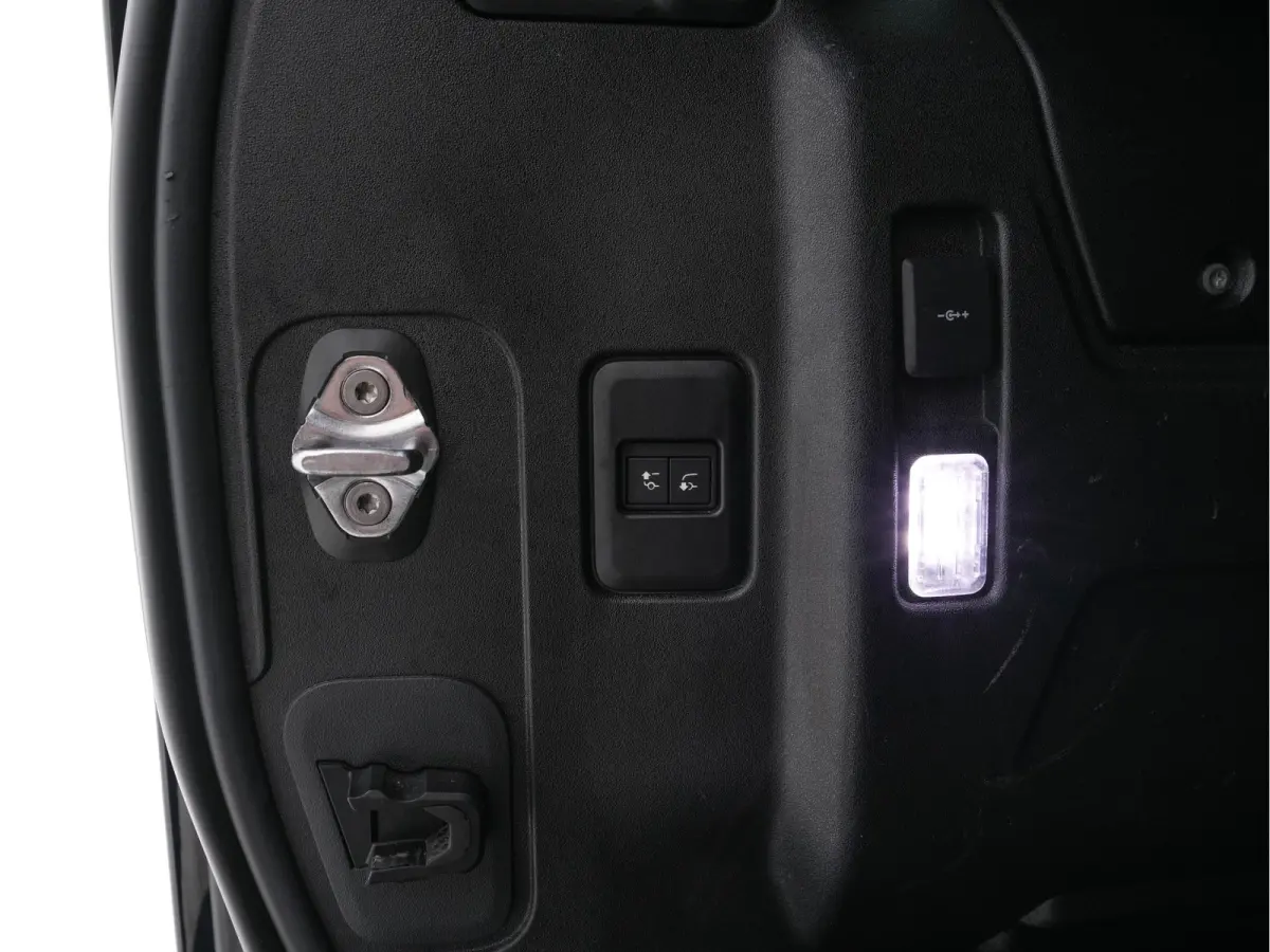 2.0 P400e 110 XS Edition (Plug-in) (INCL-BTW-BPM) *PANO | LEATHER | FULL-LED | MERIDIAN-AUDIO | BLINDSPOT | TOPVIEW | AIRSUSPENSION | HEATED-COMFORTSEATS | KEYLESS | CARPLAY | LANE-ASIST | D