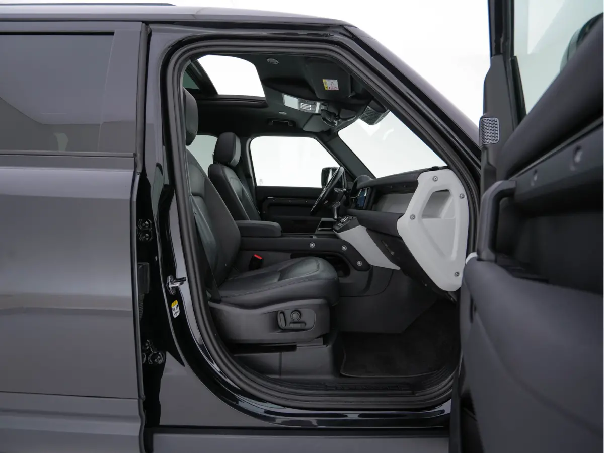 2.0 P400e 110 XS Edition (Plug-in) (INCL-BTW-BPM) *PANO | LEATHER | FULL-LED | MERIDIAN-AUDIO | BLINDSPOT | TOPVIEW | AIRSUSPENSION | HEATED-COMFORTSEATS | KEYLESS | CARPLAY | LANE-ASIST | D
