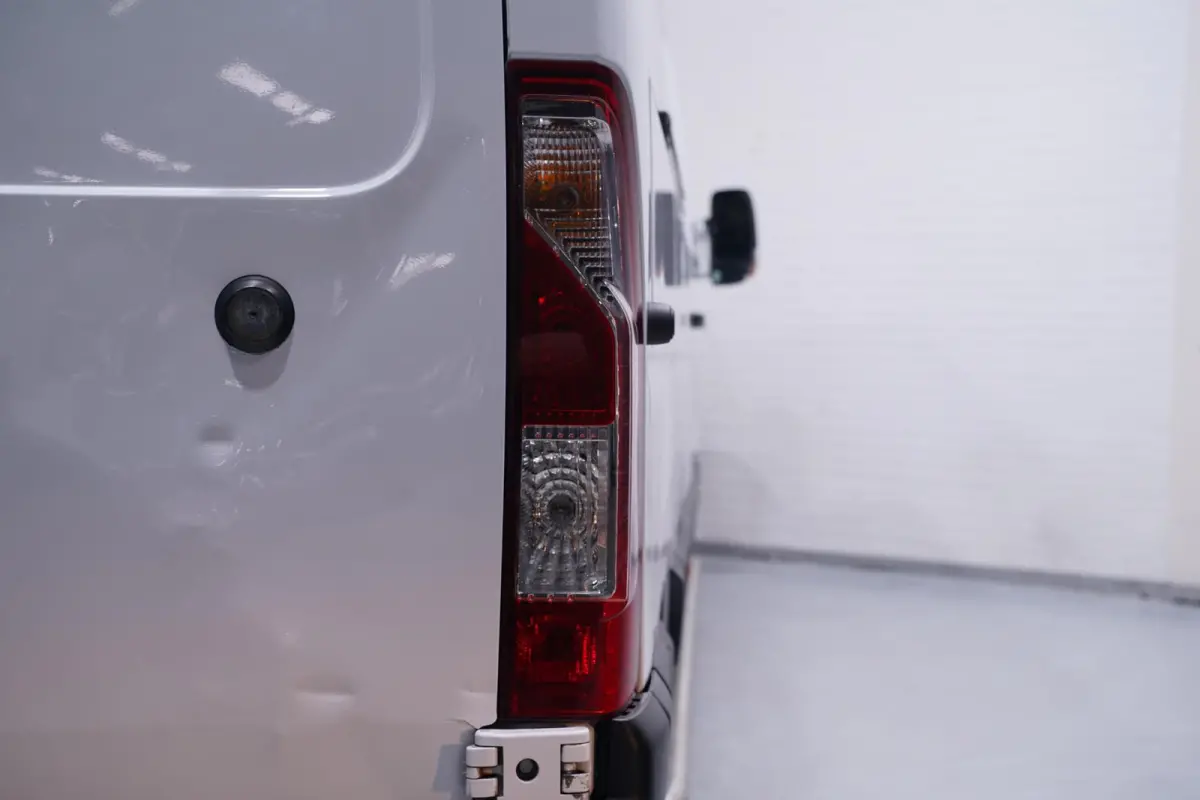 2.3 dCi 150 pk L3H2 Navi, Camera Dode Hoek Assist, Opstap achter, PDC V+A, 3-Zits