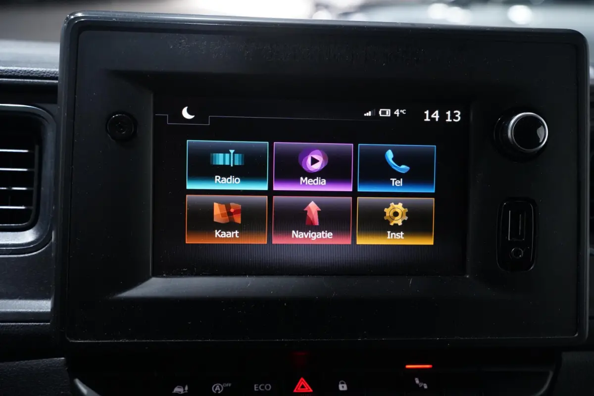 2.3 dCi 150 pk L3H2 Navi, Camera Dode Hoek Assist, Opstap achter, PDC V+A, 3-Zits