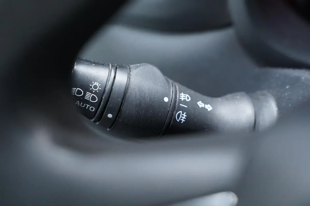 2.3 dCi 150 pk L3H2 Navi, Camera Dode Hoek Assist, Opstap achter, PDC V+A, 3-Zits