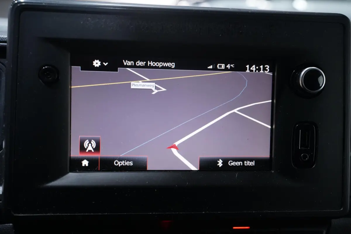 2.3 dCi 150 pk L3H2 Navi, Camera Dode Hoek Assist, Opstap achter, PDC V+A, 3-Zits