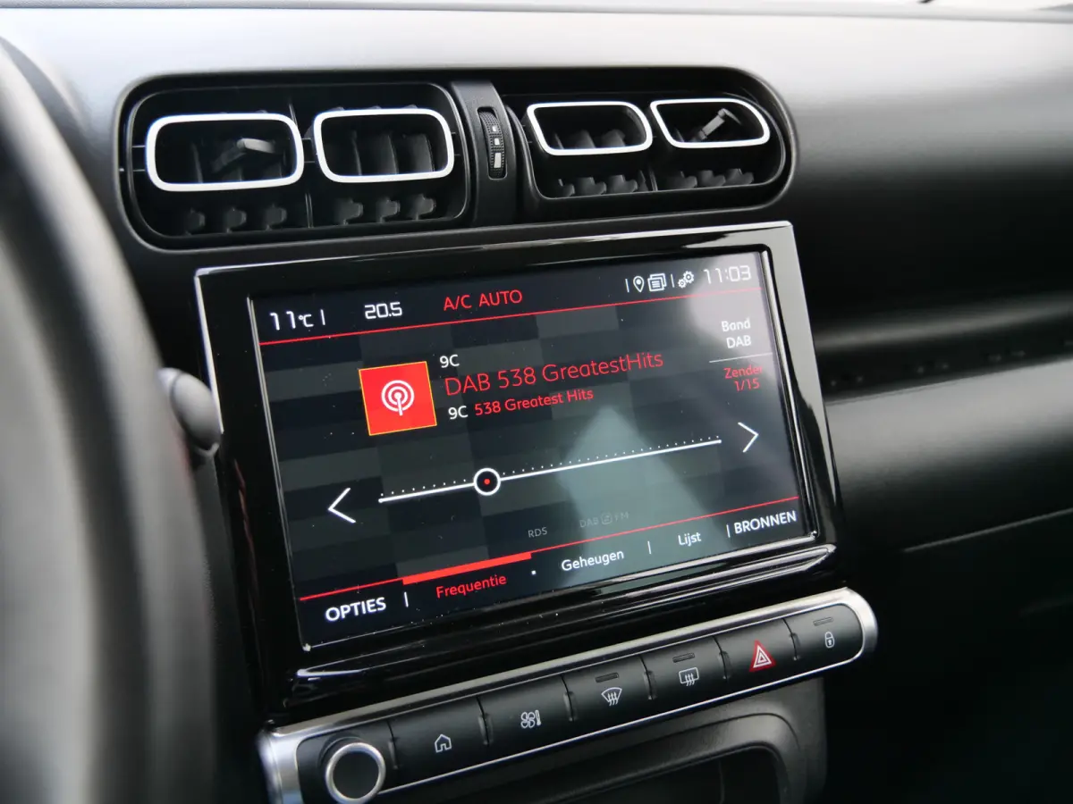 1.2 PureTech Plus 110 Pk Navigatie / DAB / Apple Carplay / PDC