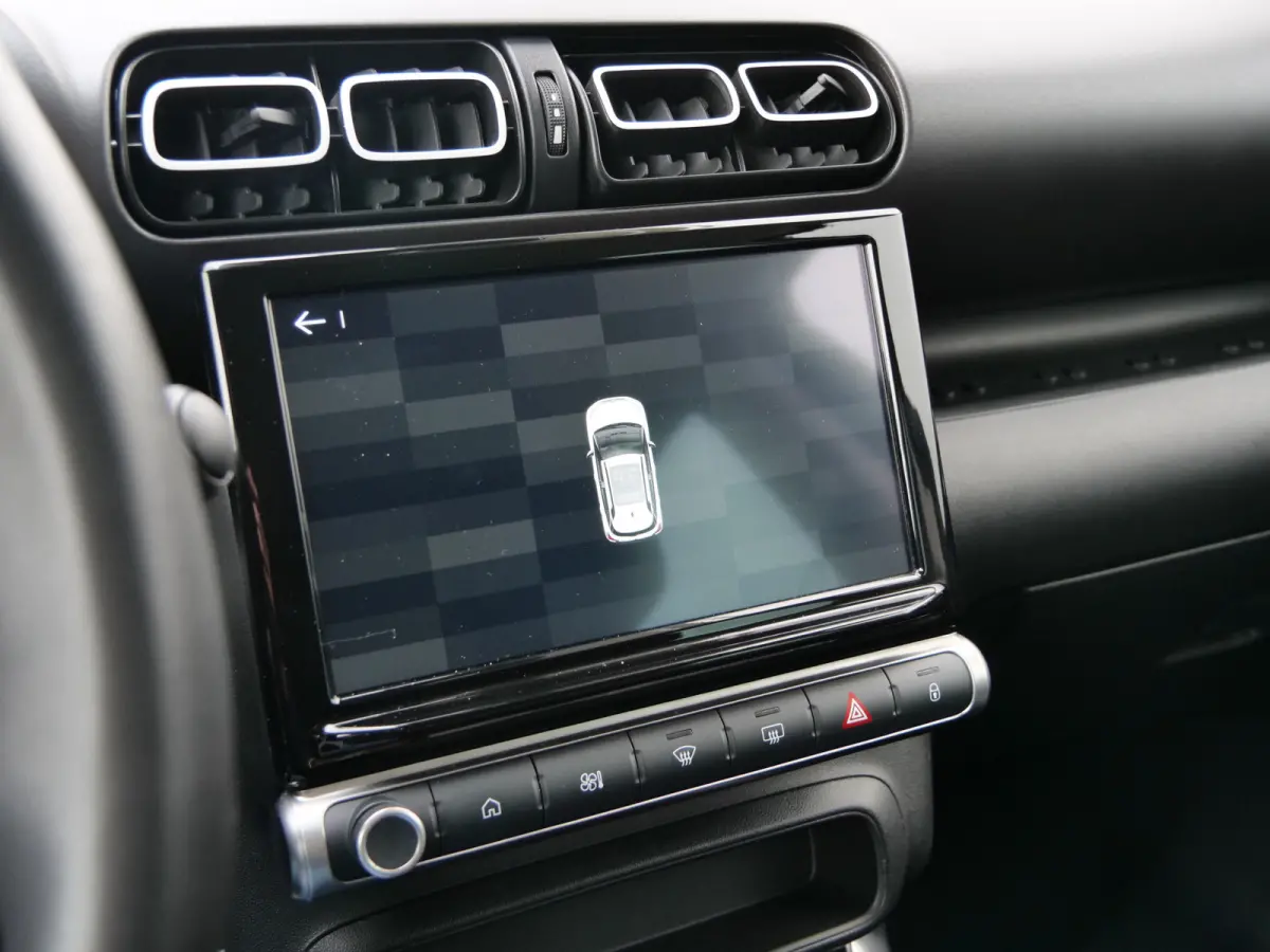 1.2 PureTech Plus 110 Pk Navigatie / DAB / Apple Carplay / PDC