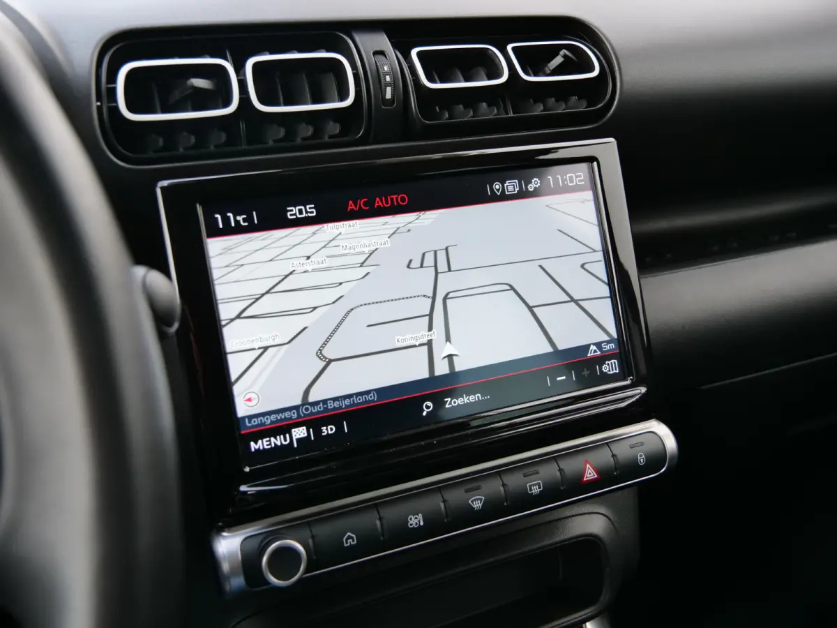 1.2 PureTech Plus 110 Pk Navigatie / DAB / Apple Carplay / PDC