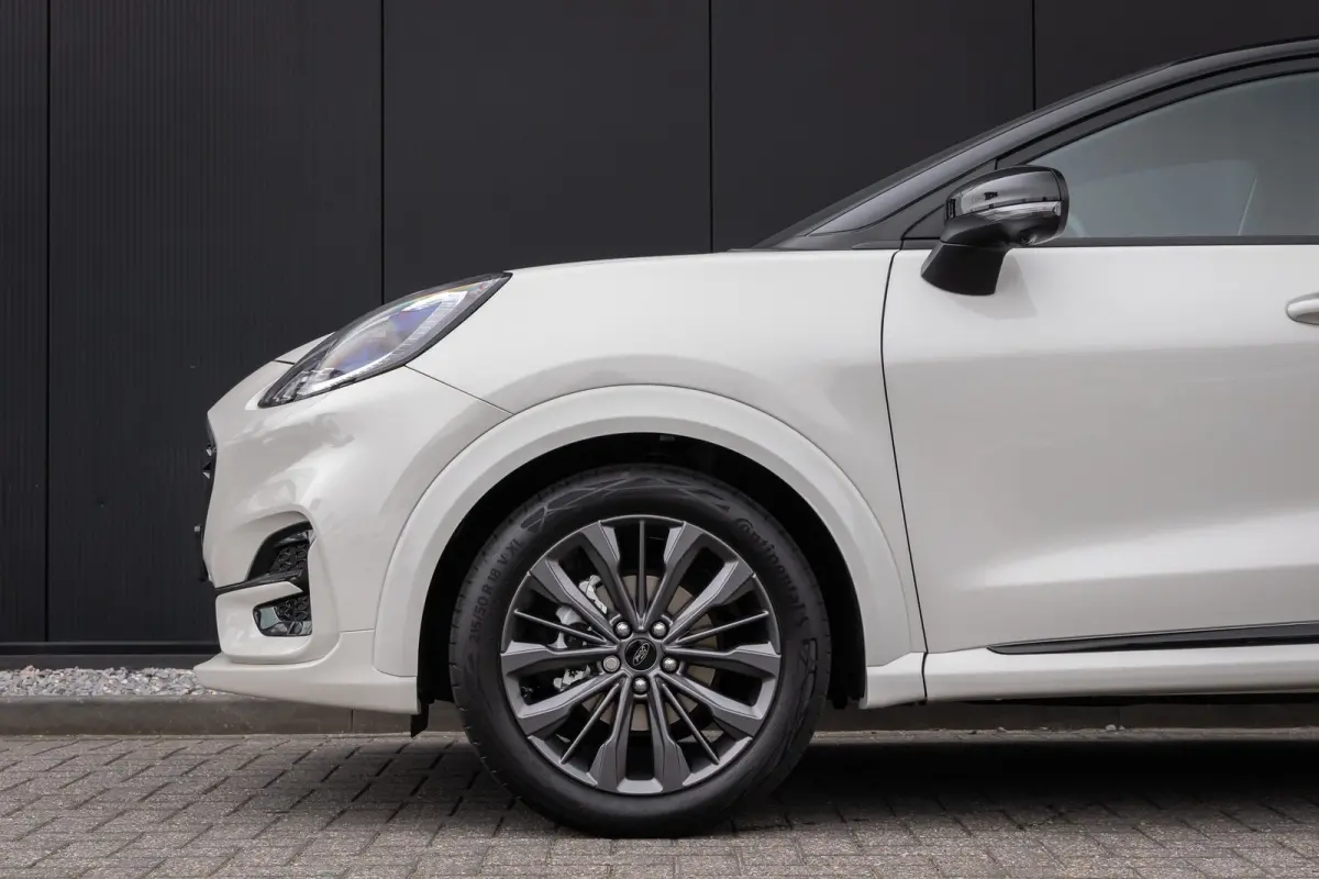 1.0 EcoBoost Sound Edition | Matrix LED | Camera | Adaptrive Cruise | BLIS | Winter Pack