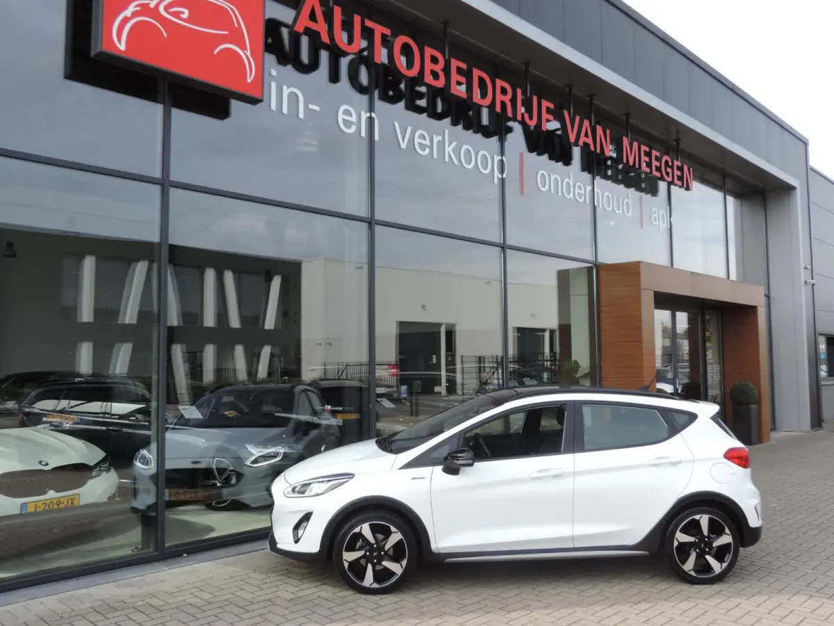 1.0-T Active 59.000km | 1e Eig | NL-auto | Voorruitverw | 17'' | CarPlay | Adapt.cruise | B&O | PDC | Navi | ECC