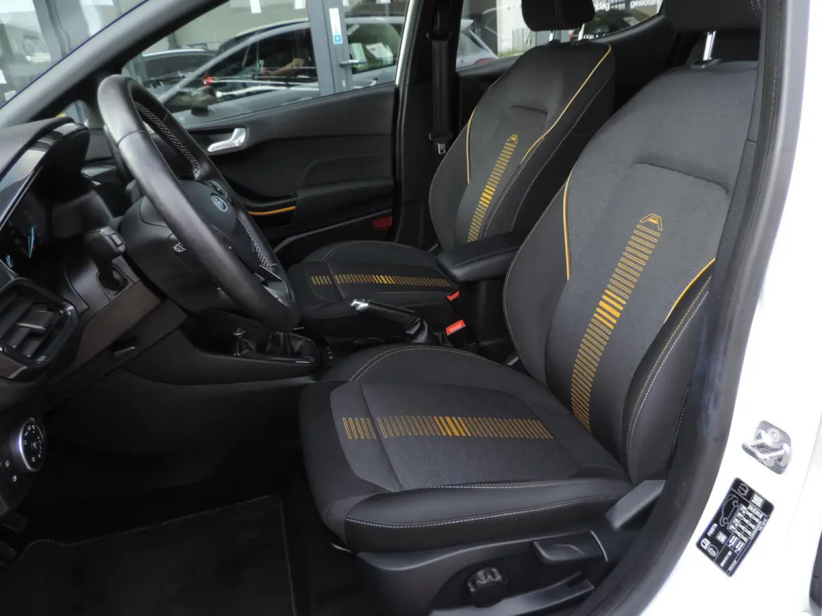 1.0-T Active 59.000km | 1e Eig | NL-auto | Voorruitverw | 17'' | CarPlay | Adapt.cruise | B&O | PDC | Navi | ECC