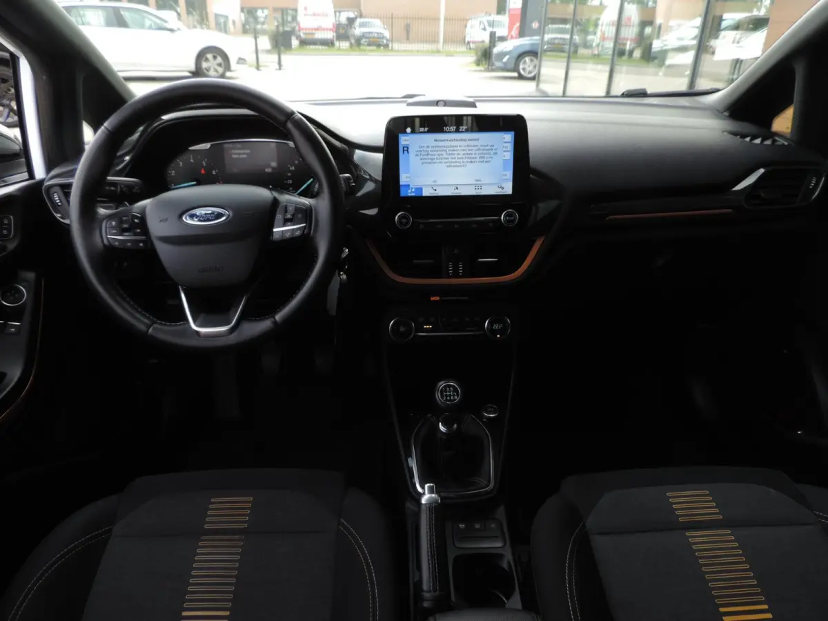 1.0-T Active 59.000km | 1e Eig | NL-auto | Voorruitverw | 17'' | CarPlay | Adapt.cruise | B&O | PDC | Navi | ECC