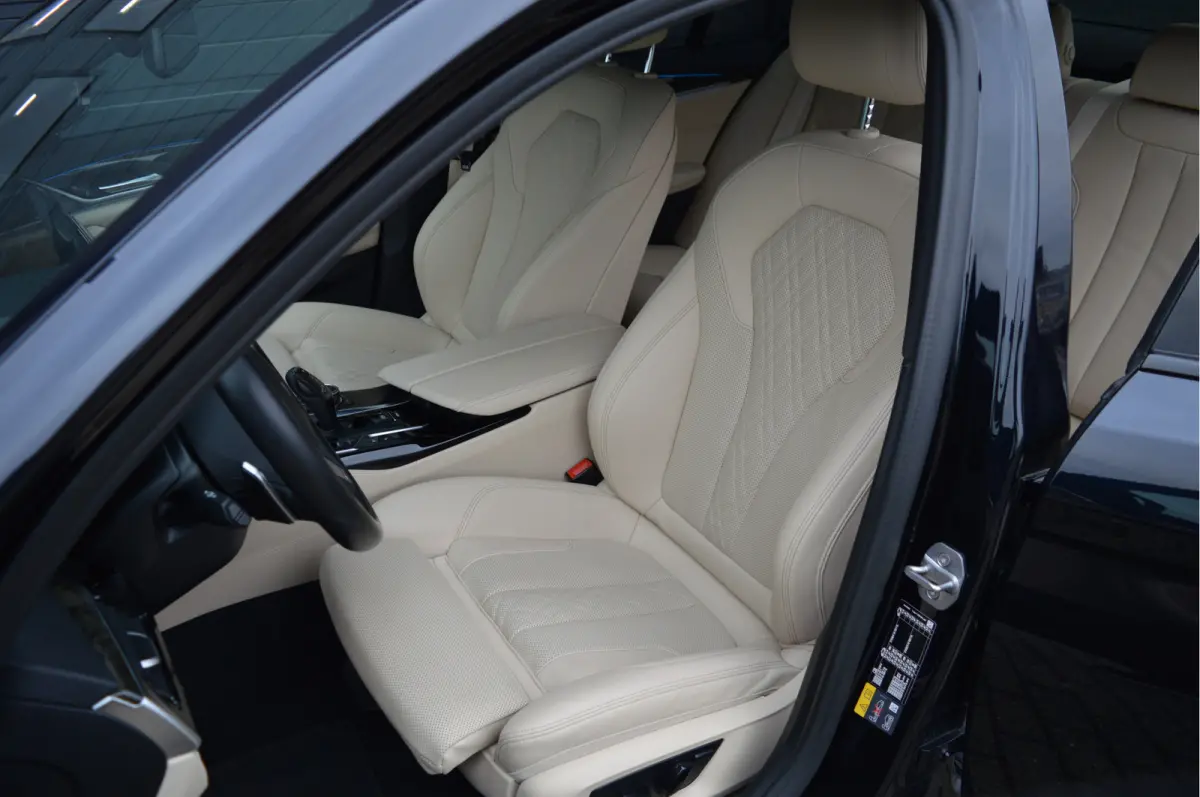 520e Executive | M-PAKKET | CAMERA | CARPLAY |
