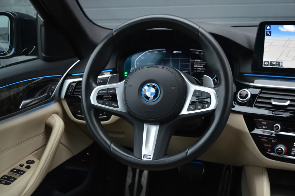 520e Executive | M-PAKKET | CAMERA | CARPLAY |