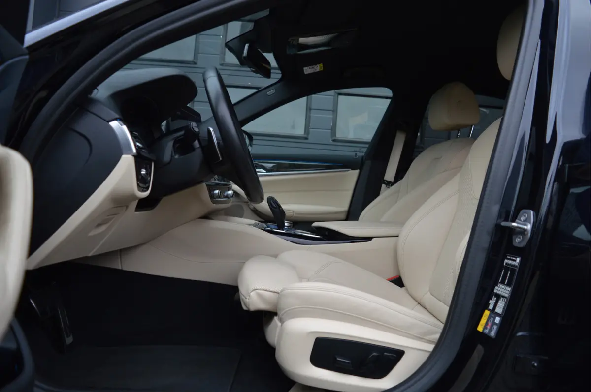 520e Executive | M-PAKKET | CAMERA | CARPLAY |